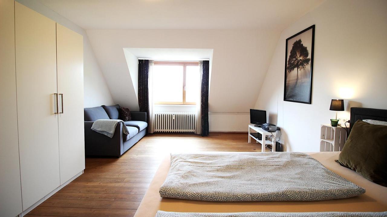 Zentrale Stadtwohnung - Direkt Am Main, Park-Ausblick Wurtzbourg Extérieur photo