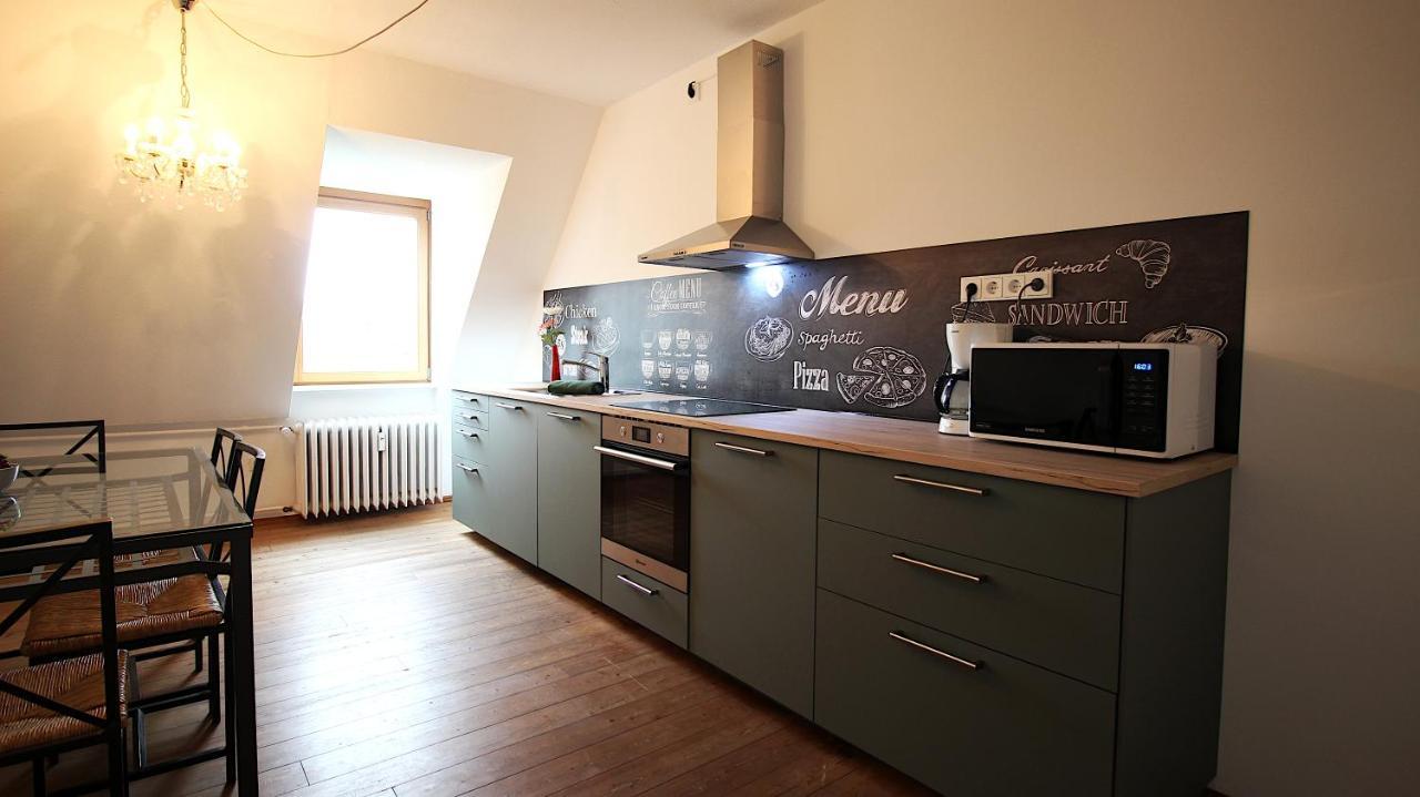 Zentrale Stadtwohnung - Direkt Am Main, Park-Ausblick Wurtzbourg Extérieur photo